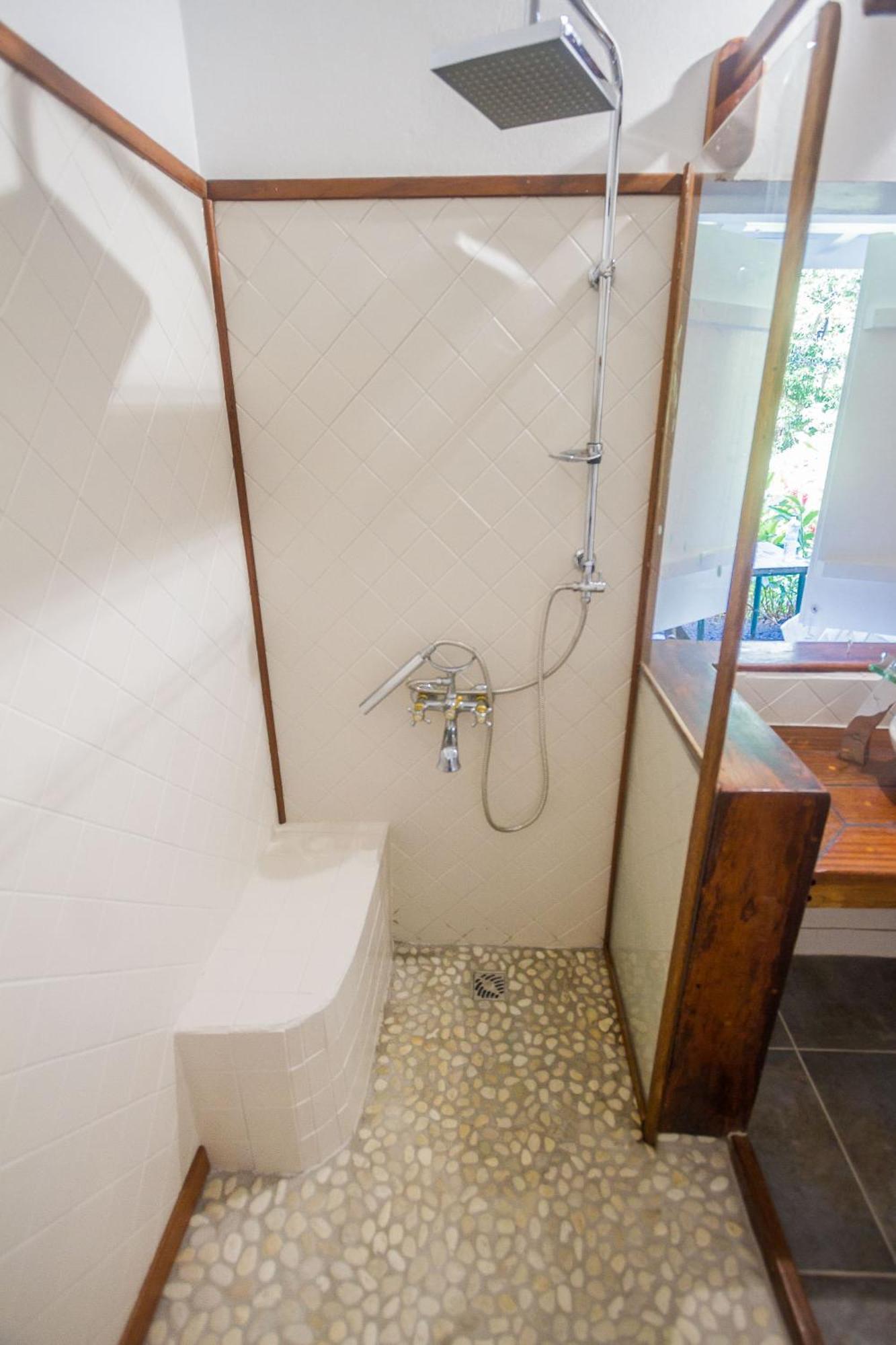 Ecolodges Karet 德赛 外观 照片